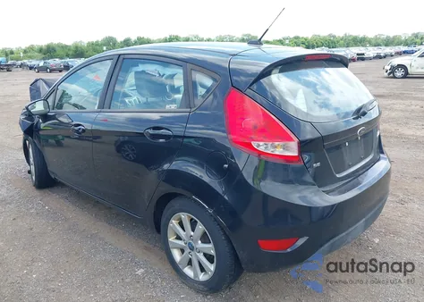 2011 Ford Fiesta Se z USA, uszkodzony, nr VIN 3FADP4EJ6BM132238